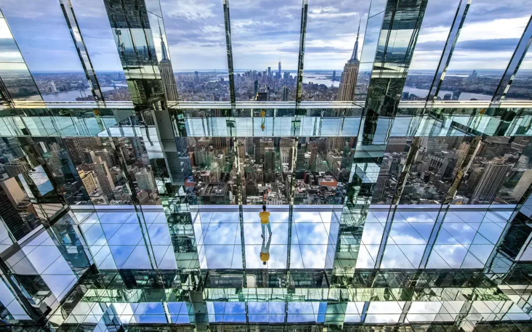 Un ascensor con suelo de cristal y una panorámica inolvidable de la Gran Manzana